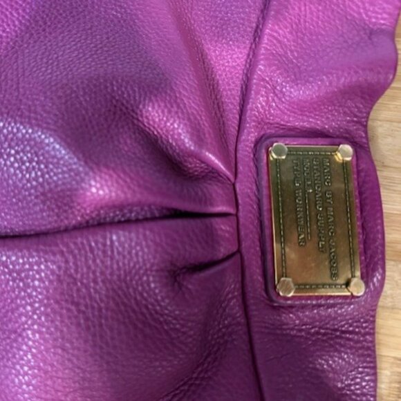 Vintage Y2K Marc Jacobs Raspberry Hillier Leather Hobo Bag - Picture 9 of 16